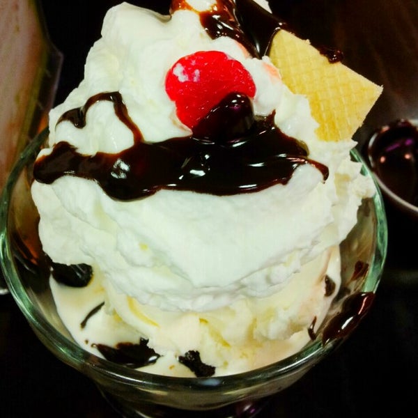 Lindy's Chili & Gertie's Ice Cream Ice Cream Shop in Chicago