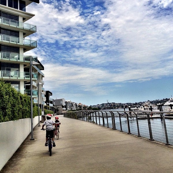 Where's Good? Holiday and vacation recommendations for Brisbane, Australia. What's good to see, when's good to go and how's best to get there.