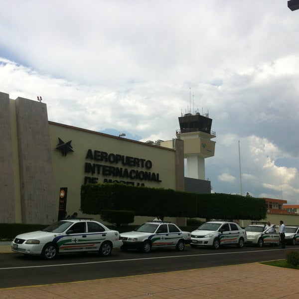 Fotos en Aeropuerto Internacional General Francisco J. Mujica (MLM