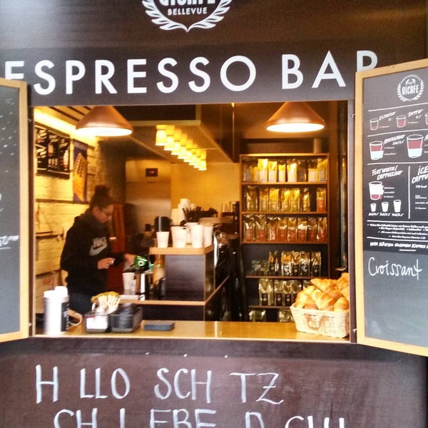 Where's Good? Holiday and vacation recommendations for Zurich, Switzerland. What's good to see, when's good to go and how's best to get there.