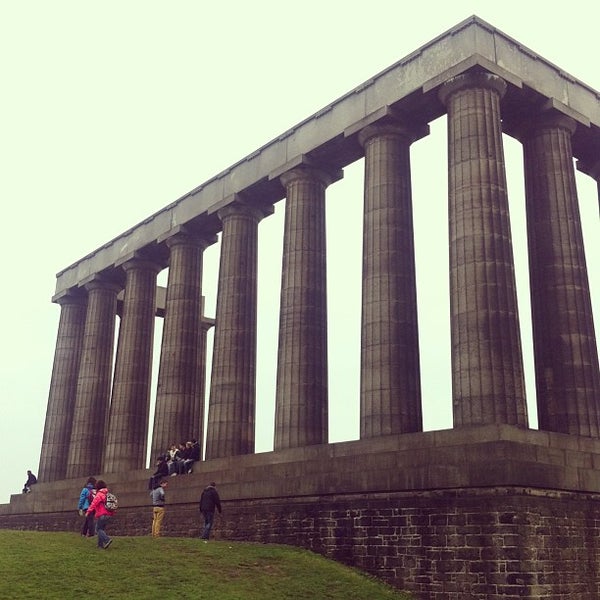Where's Good? Holiday and vacation recommendations for Edinburgh, United Kingdom. What's good to see, when's good to go and how's best to get there.