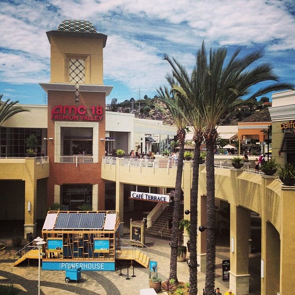 Fashion Valley - Shopping Mall in San Diego