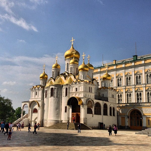 Where's Good? Holiday and vacation recommendations for Moscow, Russia. What's good to see, when's good to go and how's best to get there.