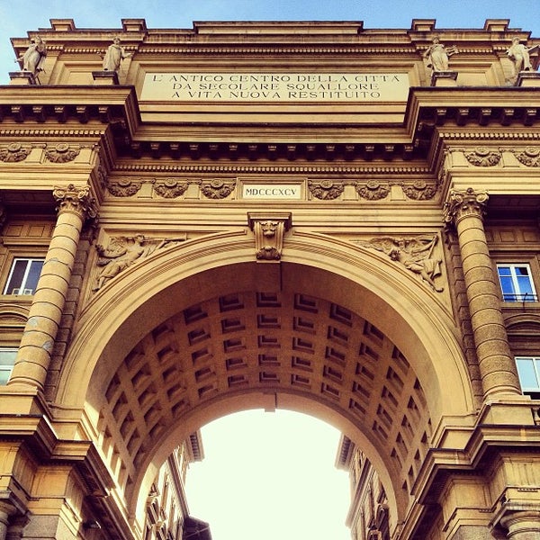 Where's Good? Holiday and vacation recommendations for Florence, Italy. What's good to see, when's good to go and how's best to get there.