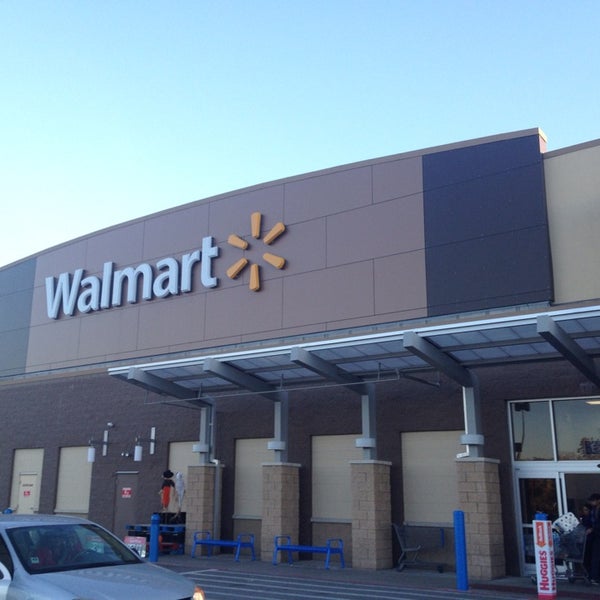 Walmart Supercenter - Big Box Store in Villa Park