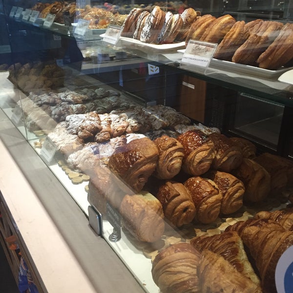 Pandor Artisan Boulangerie & Cafe - Belmont Shore - 5327 E 2nd St