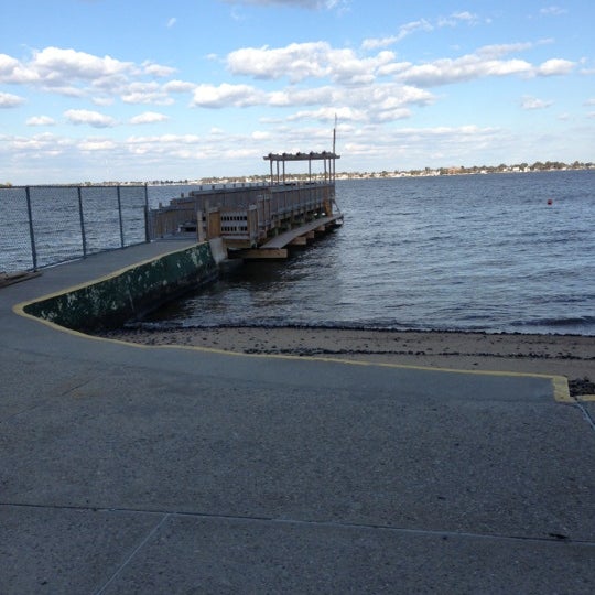 Manhem Beach Club Throgs Neck 97 visitors