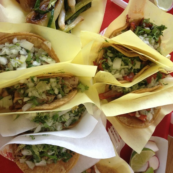 Tacos El Gordo 3 30 tips