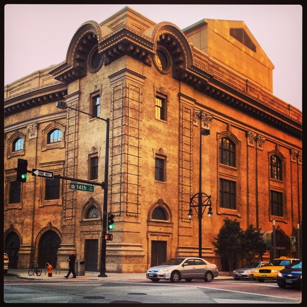 Where's Good? Holiday and vacation recommendations for Denver, United States. What's good to see, when's good to go and how's best to get there.