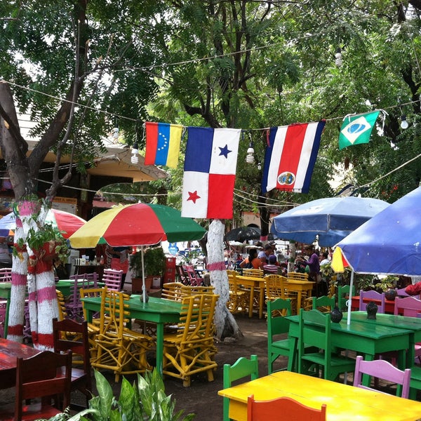 Where's Good? Holiday and vacation recommendations for Granada, Nicaragua. What's good to see, when's good to go and how's best to get there.