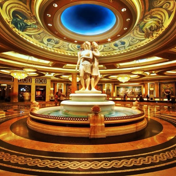 player palace casino