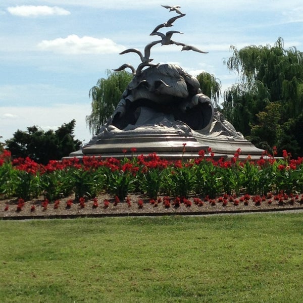 Photos at Lady Bird Johnson Memorial Park 4 tips from