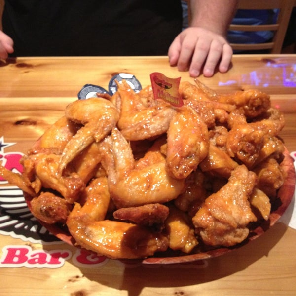 Ker's Winghouse Wings Joint in Wesley Chapel