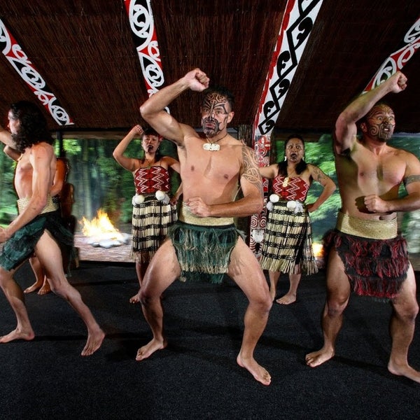 Where's Good? Holiday and vacation recommendations for Rotorua, Nuova Zelanda. What's good to see, when's good to go and how's best to get there.