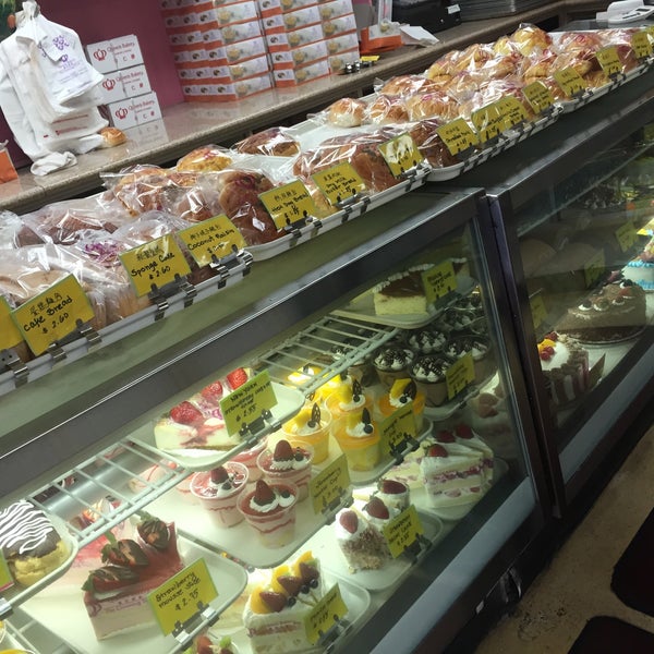 Queen's Bakery Bakery in Chinatown