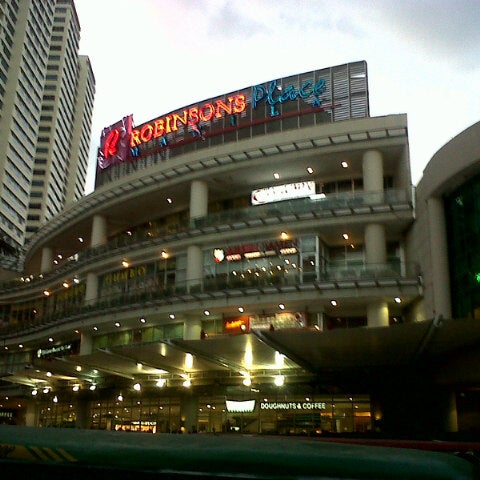 Robinsons Place Manila - Shopping Mall in Ermita