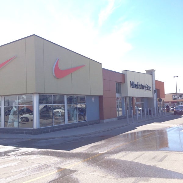 Nike Factory Store - Clothing Store in Burlington