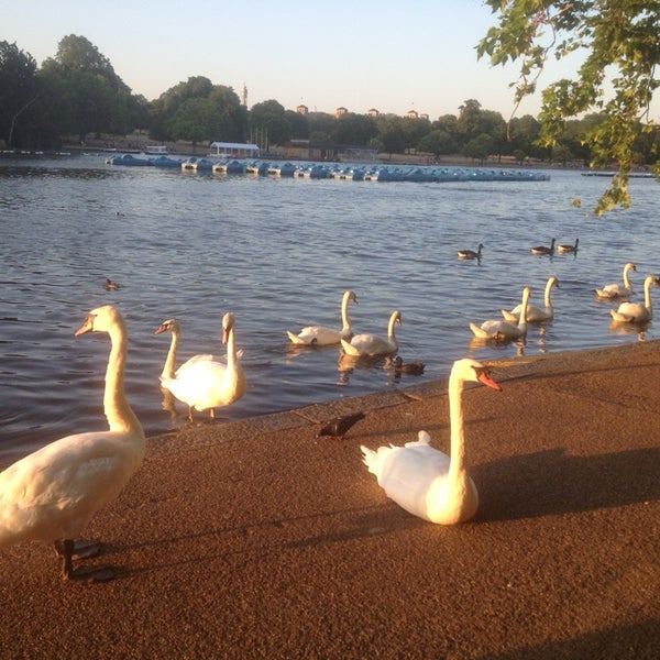 Where's Good? Holiday and vacation recommendations for London, United Kingdom. What's good to see, when's good to go and how's best to get there.