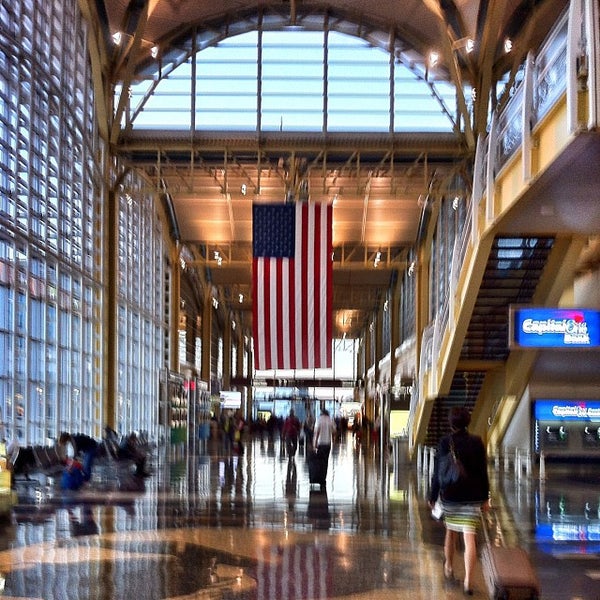 Albums 104+ Pictures dca ronald reagan washington national airport access road arlington va Stunning