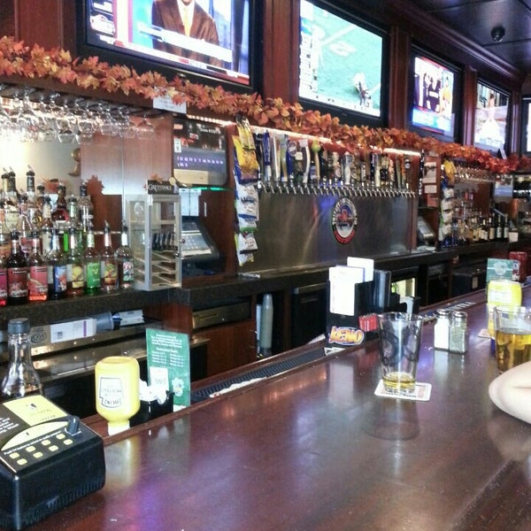 Rivals Sports Grille - Sports Bar in Middleburg Heights