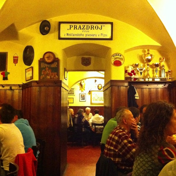 Where's Good? Holiday and vacation recommendations for Prague, Czech Republic. What's good to see, when's good to go and how's best to get there.