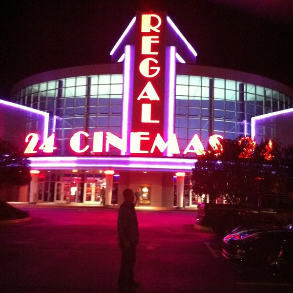 Exclusive Showtime Enjoy the latest movies at your local Regal Cinemas. Regal Hollywood 24 features stadium seating, digital projection, mobile tickets, listening devices and more! Get movie tickets & Learn more about Regal Cinemas Hollywood 24 @ North I, Opens a popup/5().