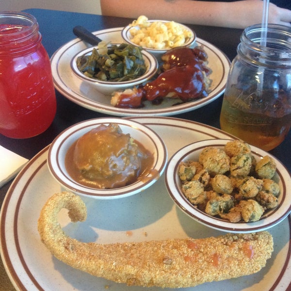 Photos at M&M Soul Food Cafe - Southern / Soul Food ...