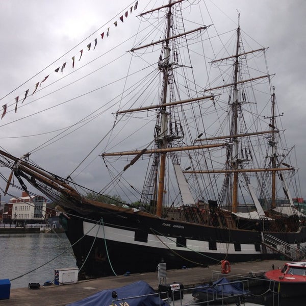 Jeanie Johnston Tall Ship & Famine Museum - History Museum in Financial ...