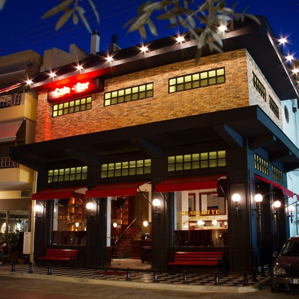 Charlotte Wine Bar in Πειραιάς