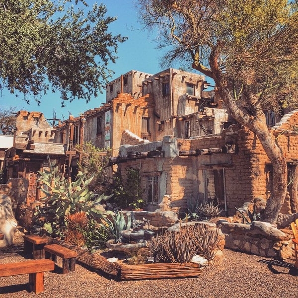 Where's Good? Holiday and vacation recommendations for Palm Springs, United States. What's good to see, when's good to go and how's best to get there.
