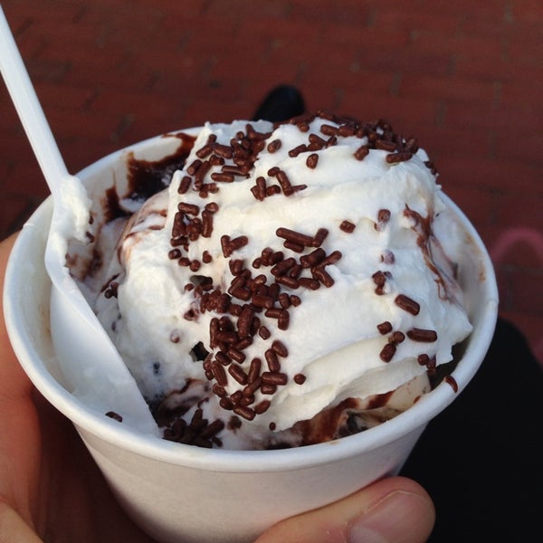 Brigham's Ice Cream Arlington Heights 10 tips