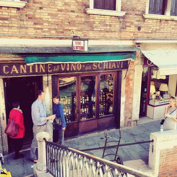 Where's Good? Holiday and vacation recommendations for Venice, Italy. What's good to see, when's good to go and how's best to get there.