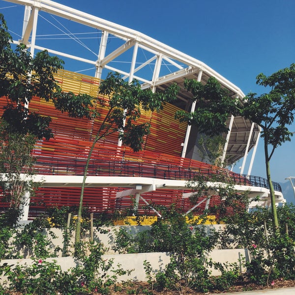 Where's Good? Holiday and vacation recommendations for Rio De Janeiro, Brazil. What's good to see, when's good to go and how's best to get there.