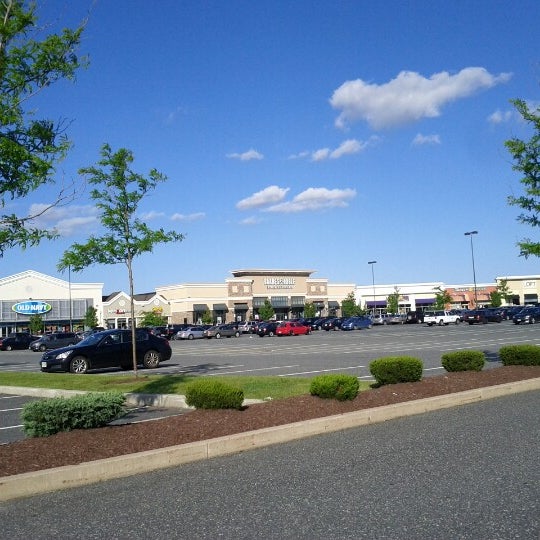 top 97+ Pictures the shoppes at blackstone valley photos Completed