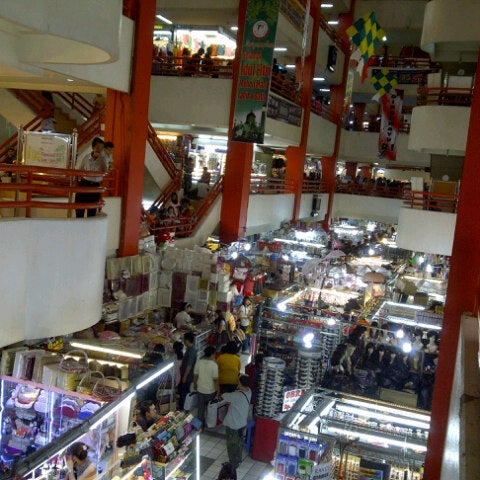  Pasar Pagi Mangga Dua  Shopping Mall