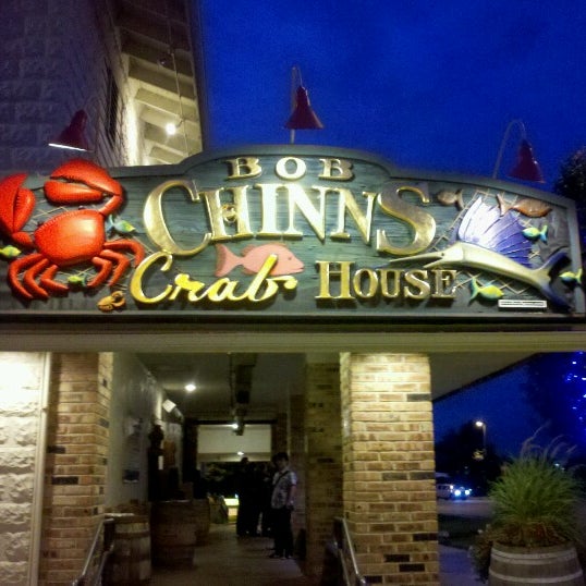 Bob Chinn's Crab House 393 S Milwaukee Ave