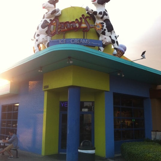 Amy's Ice Creams Ice Cream Shop in Houston
