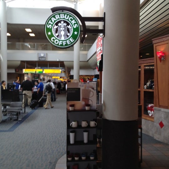 Starbucks Coffee Shop in Columbus