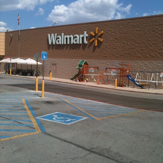 what time does walmart open in austin