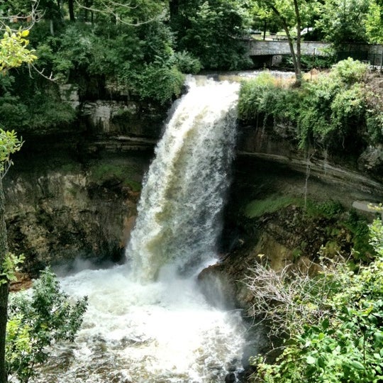 Minnehaha Falls - Park in Minneapolis