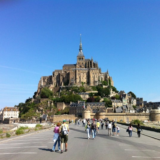 Where's Good? Holiday and vacation recommendations for Mont Saint-Michel, France. What's good to see, when's good to go and how's best to get there.