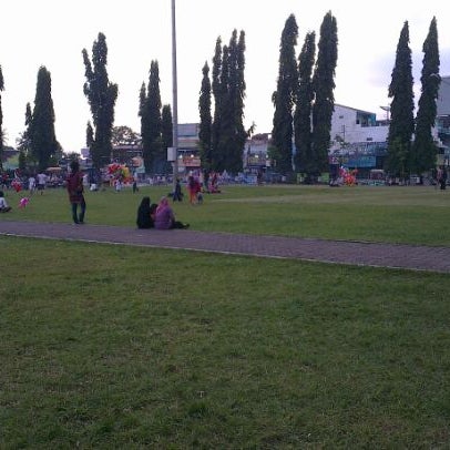 Alun-Alun Purbalingga - Plaza in Purbalingga