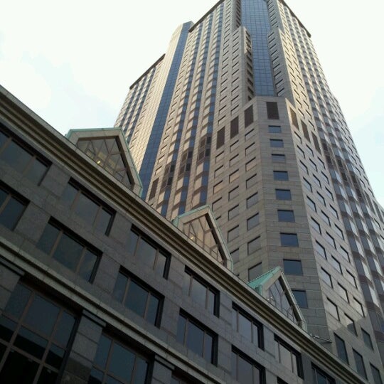 One Metropolitan Square Building in Downtown East