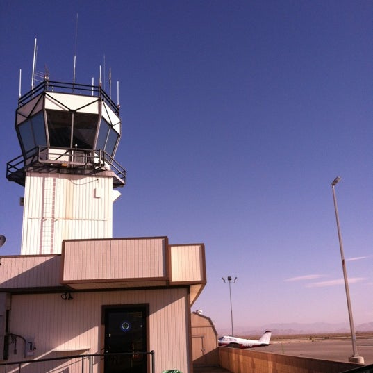 General William J. Fox Airfield (WJF) Airport in Lancaster