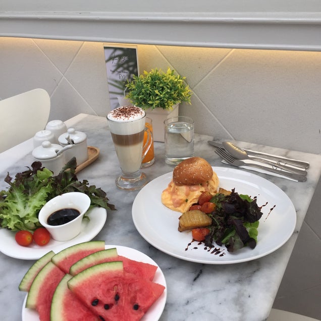 breakfast photo