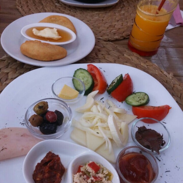 kahvaltı fotoğrafı
