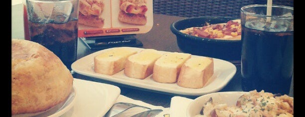 Pizza Hut is one of Wisata Kuliner Samarinda.