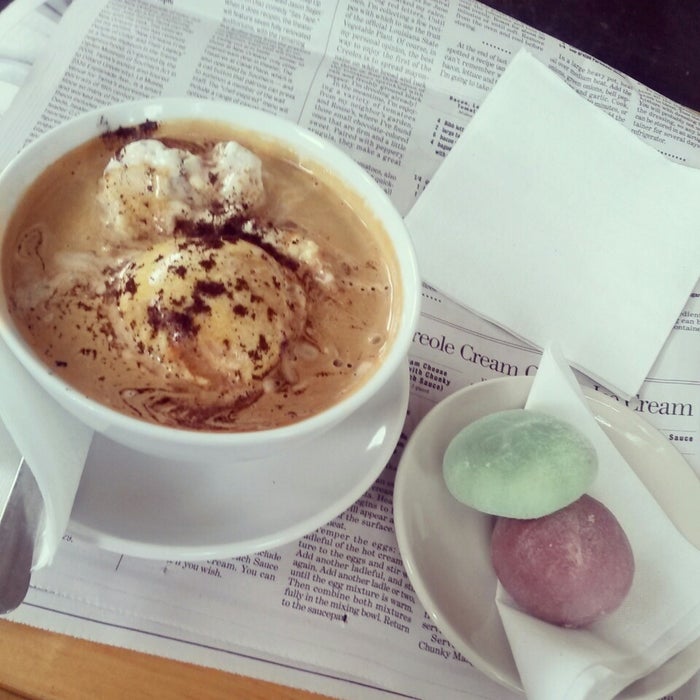 The Orange Couch reviews, photos Bywater New Orleans GayCities