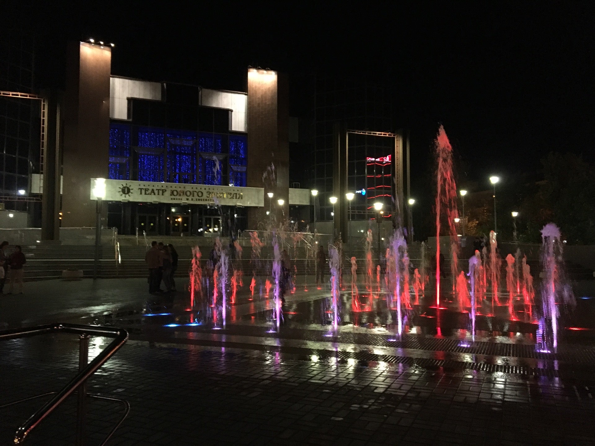 новый тюз саратов. тюз - площадь киселева 1, саратов. тюз киселева саратов. театр имени киселева. театр имени киселева.