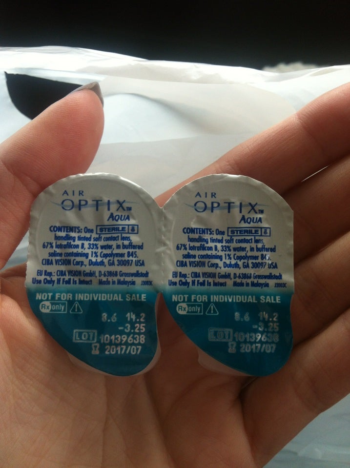 Линзы акувью 8,6 диаметр. Есть линзы на плюс. Бюджетные линзы. Плюсы контактных линз. Контактные линзы bausch lomb optima.